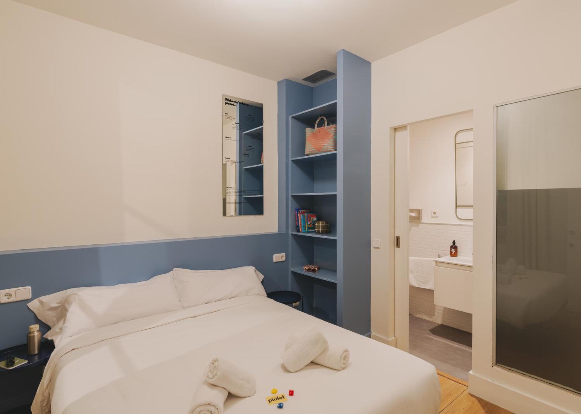 Piulet Hostel Barcelona Buitenkant foto
