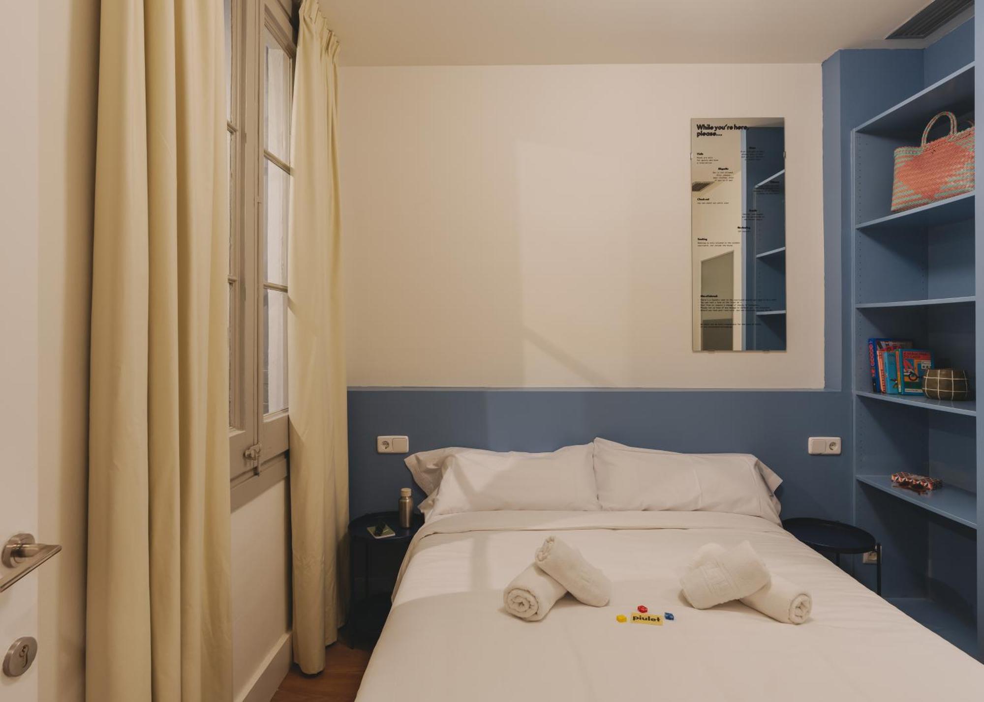Piulet Hostel Barcelona Buitenkant foto